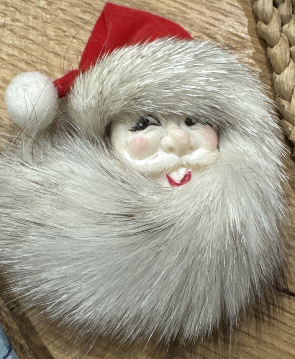 Vintage Santa Claus Kringle Mink Fur Porcelain Christmas Pin/Brooch